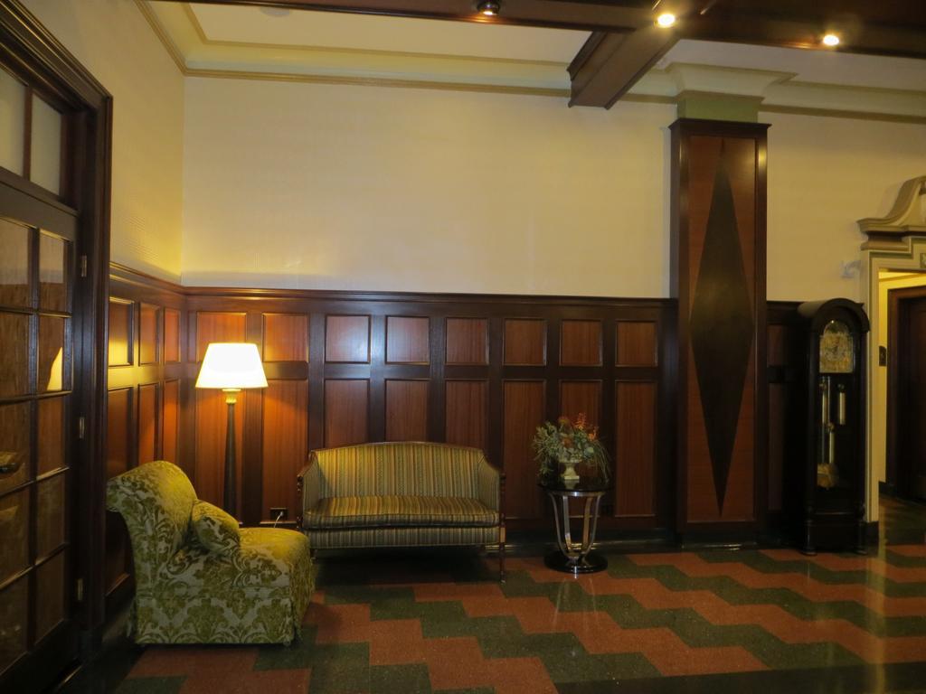 Carleton of Oak Park Otel Dış mekan fotoğraf
