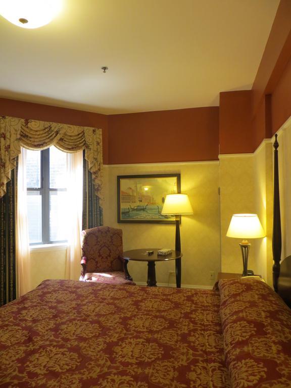 Carleton of Oak Park Otel Dış mekan fotoğraf